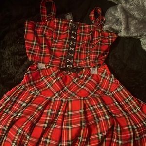 Only ever wore once to try it on it’s a tank top crop top and a skirt